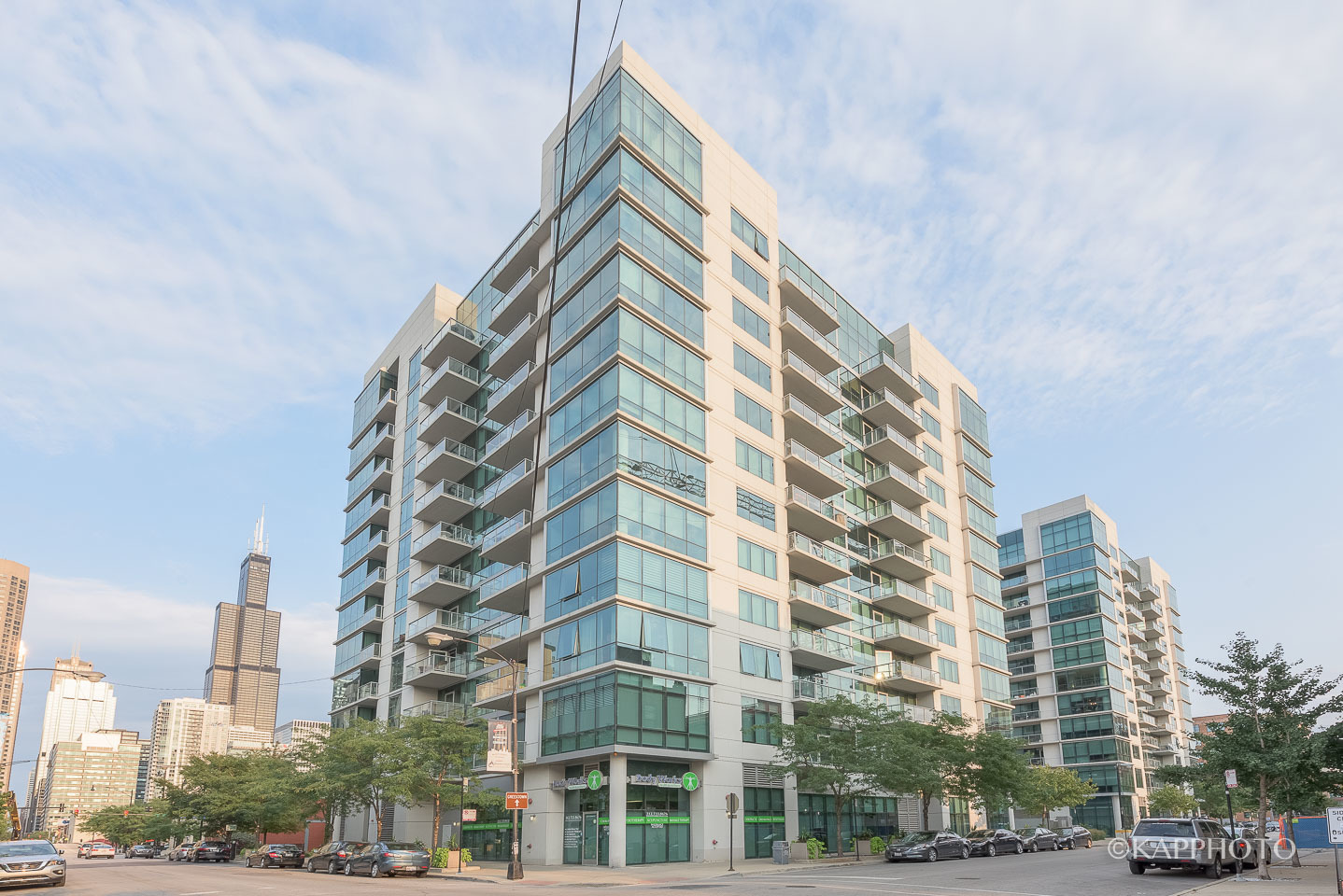 Property Photo: 125 S Green Street 605A IL 60607