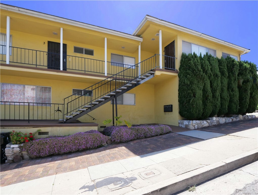 Property Photo: 2302 S Gaffey Street 1 CA 90731