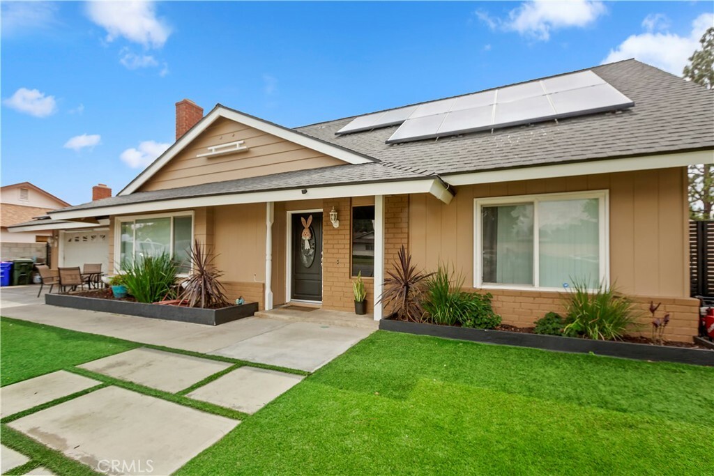 Property Photo: 211 E Lurelane Street CA 92376