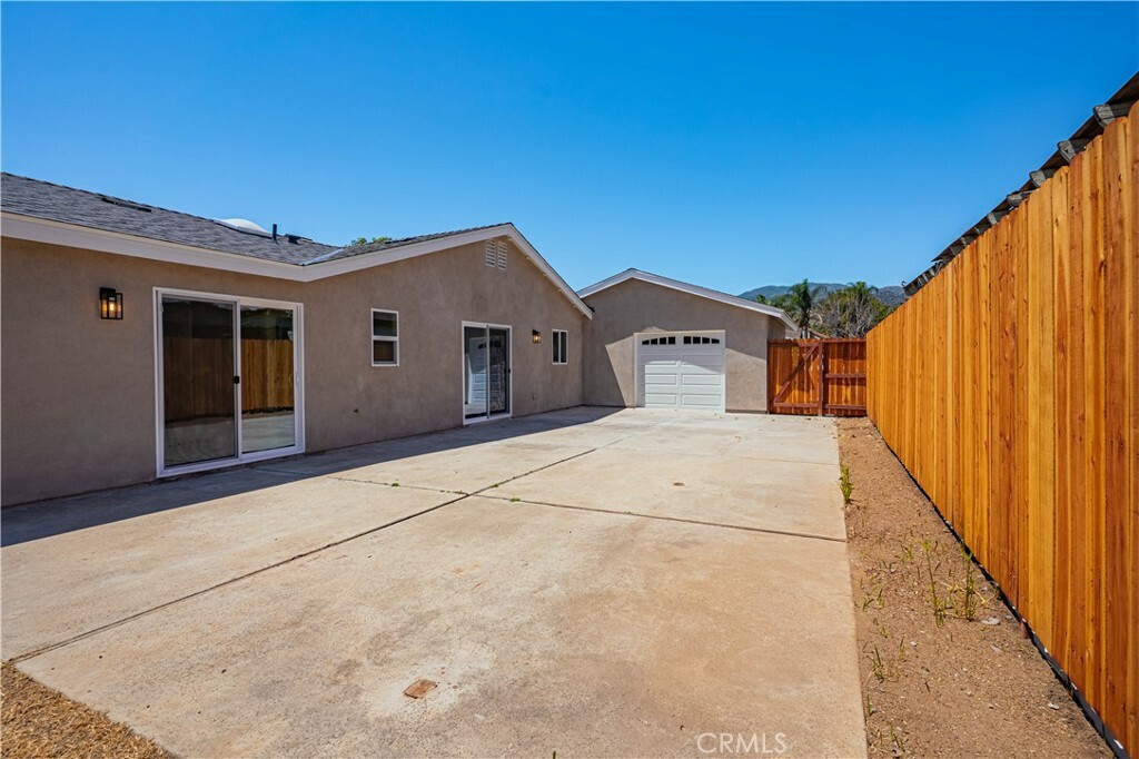 Property Photo: 144 S Ralph Road CA 92530