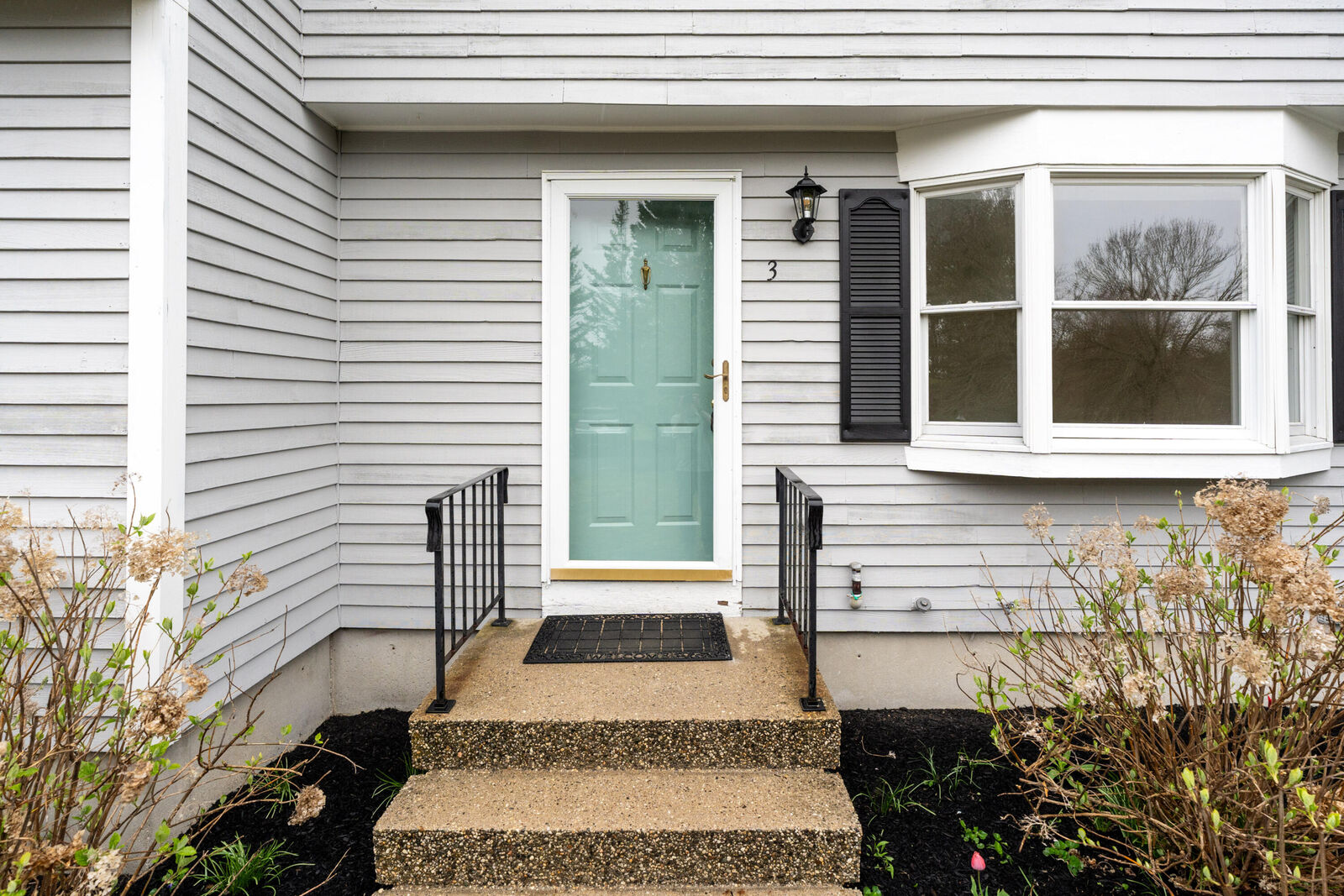 Property Photo:  3 Great Pond Terrace 3  ME 04107 