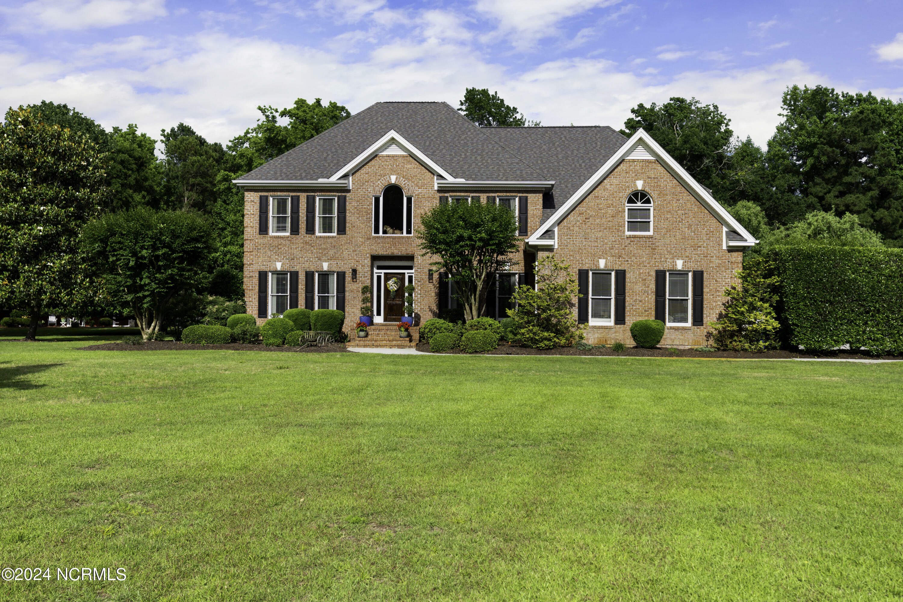Property Photo: 390 Whitebridge Road NC 28443