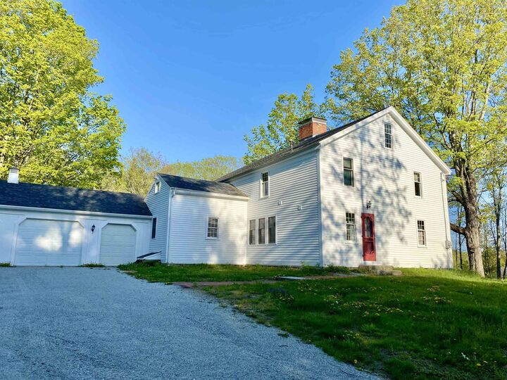 867 Quaker Street  Henniker NH 03242 photo
