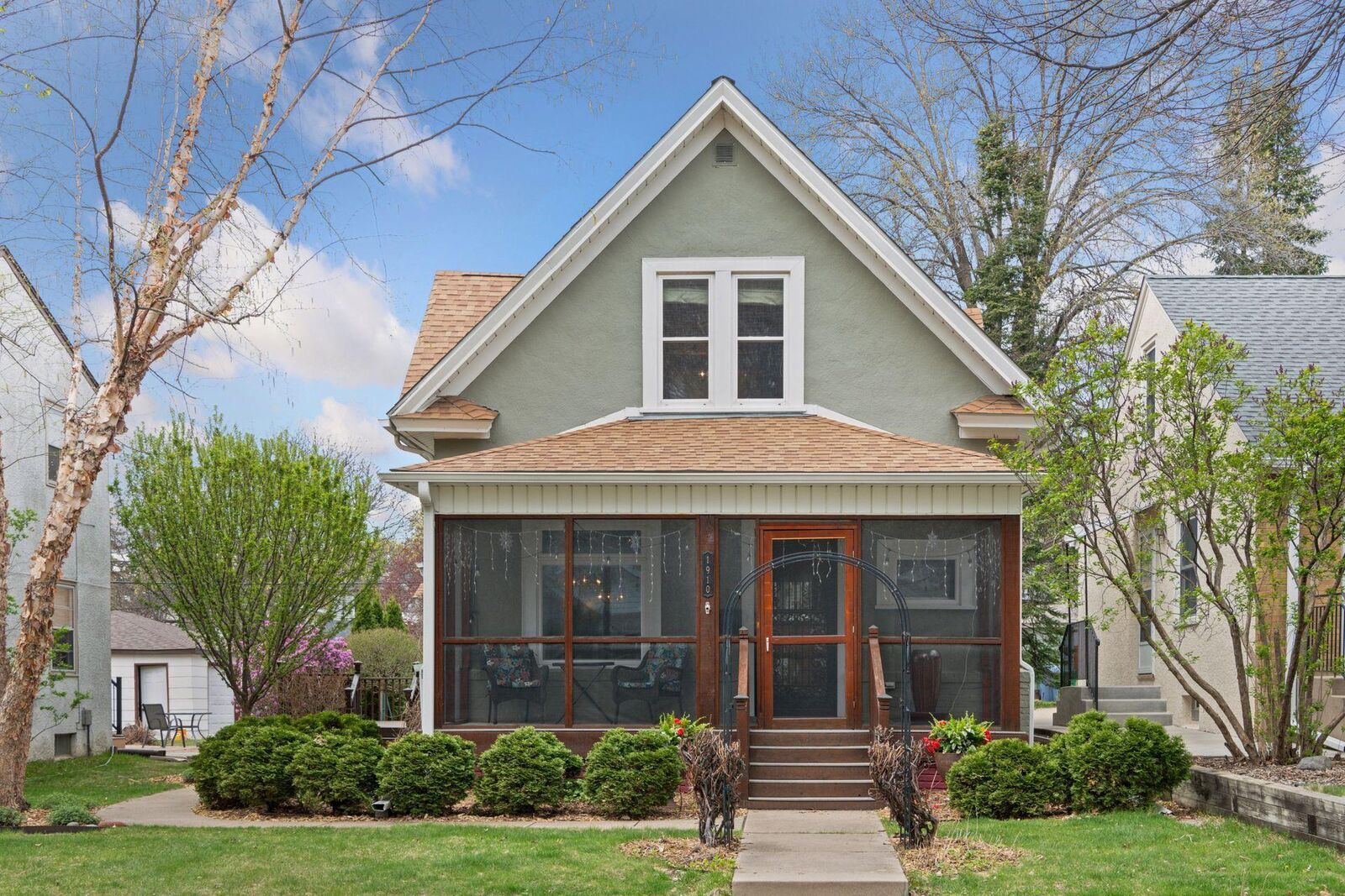 Property Photo:  1910 McKinley Street NE  MN 55418 
