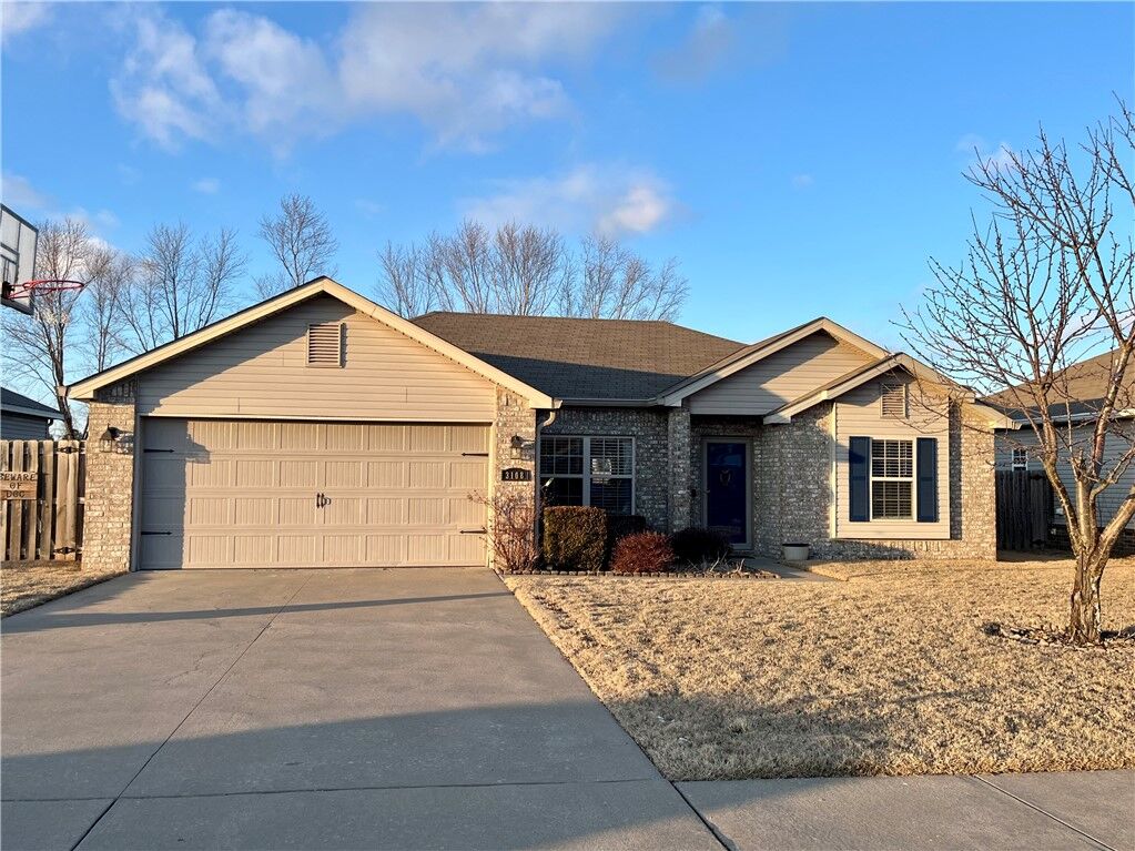 Property Photo:  3108 SW Wentworth Avenue  AR 72713 