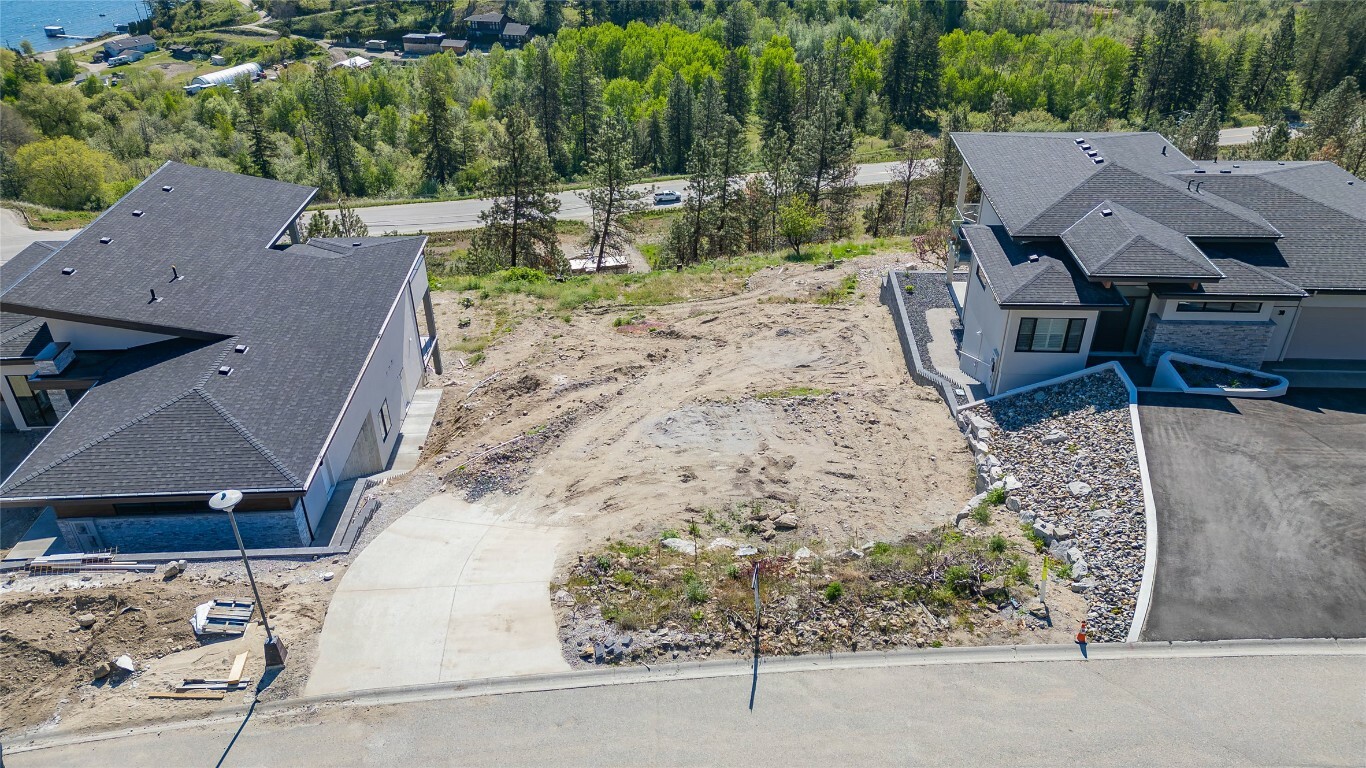 Property Photo: 1525 Bear Creek Road BC V1Z 3R6