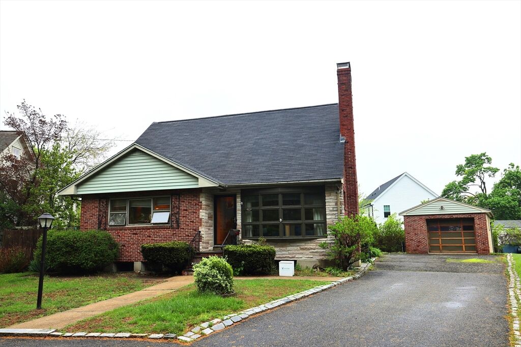 Property Photo:  36 Davenport Rd  MA 02494 