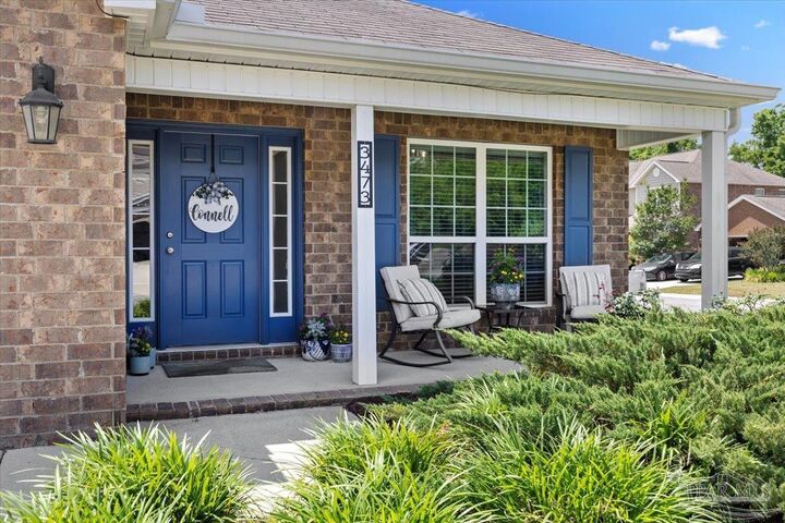 Property Photo:  3473 Quail Dr  FL 32571