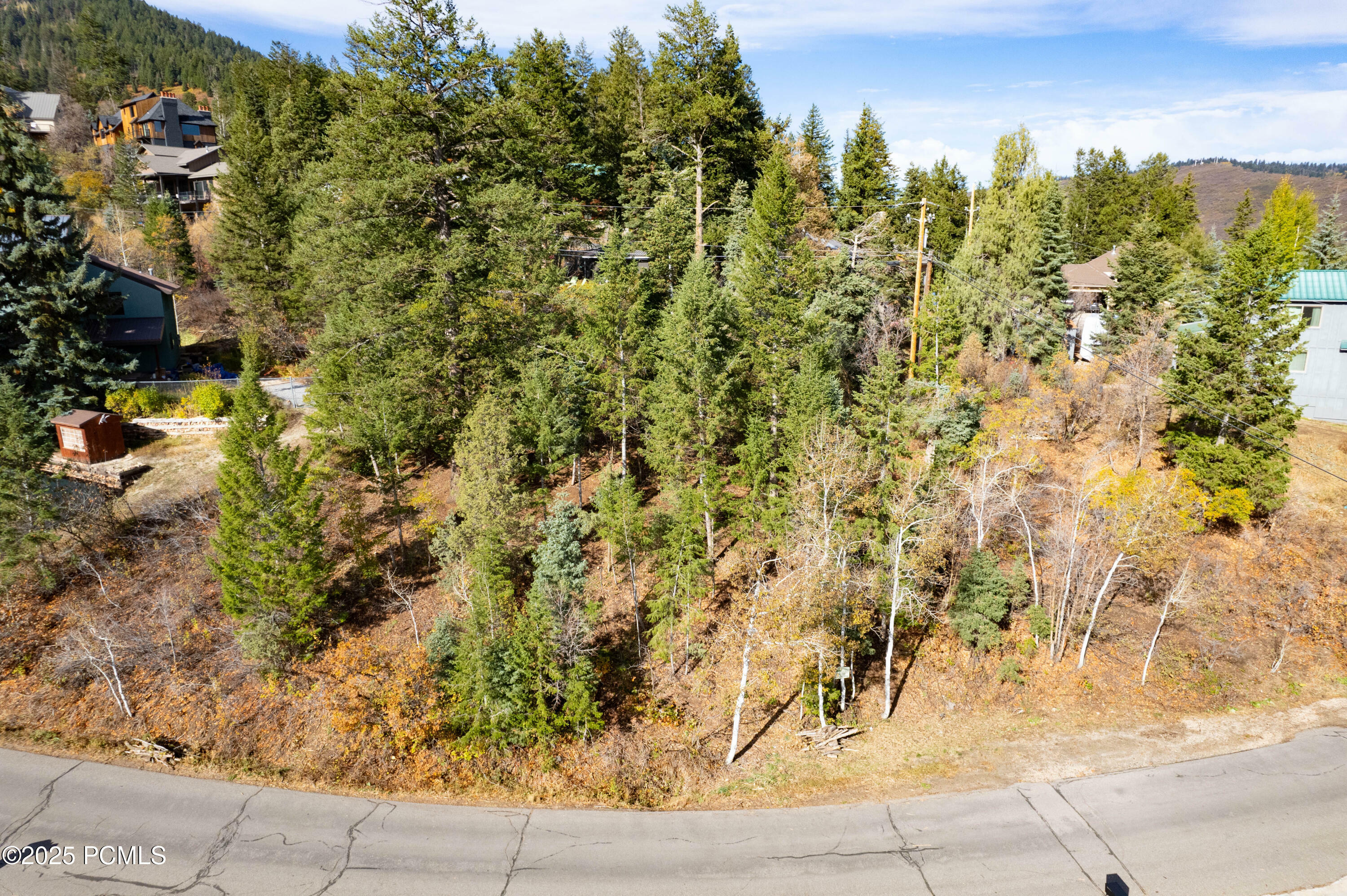 Property Photo: 290 St Moritz Strasse UT 84098