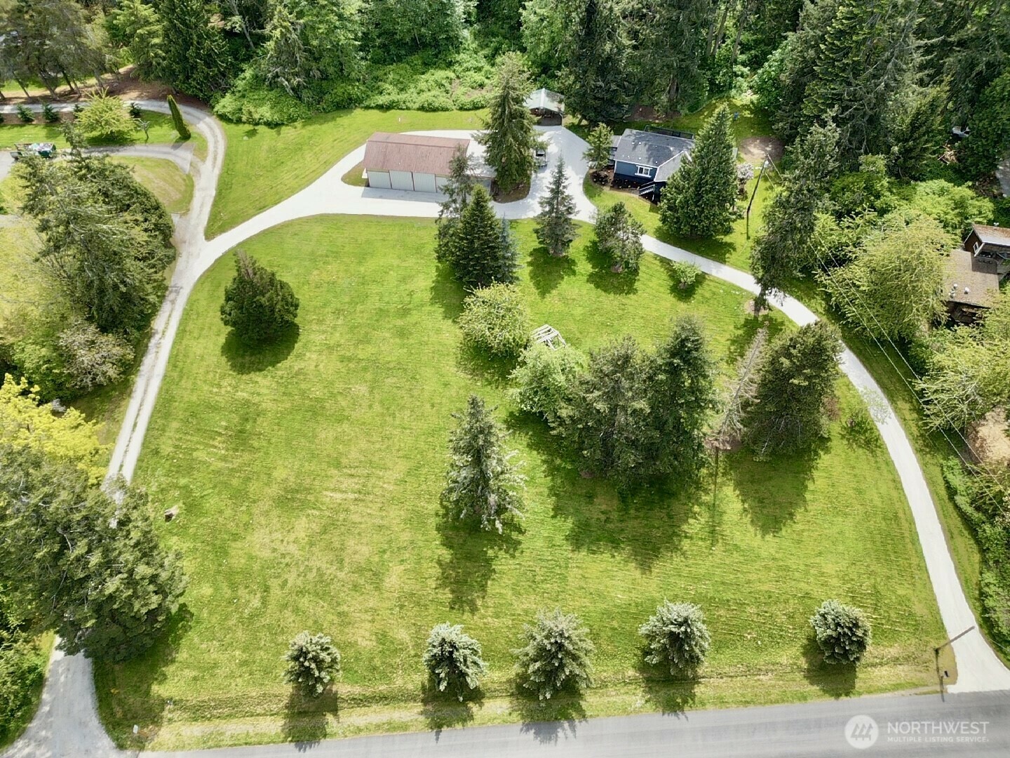 Property Photo: 525 Forrest Way WA 98282