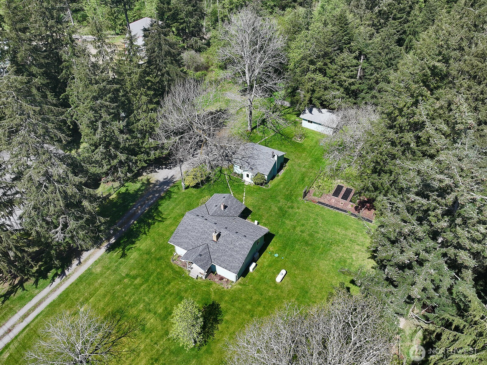 397  Lagoon Point Road  Greenbank WA 98253 photo