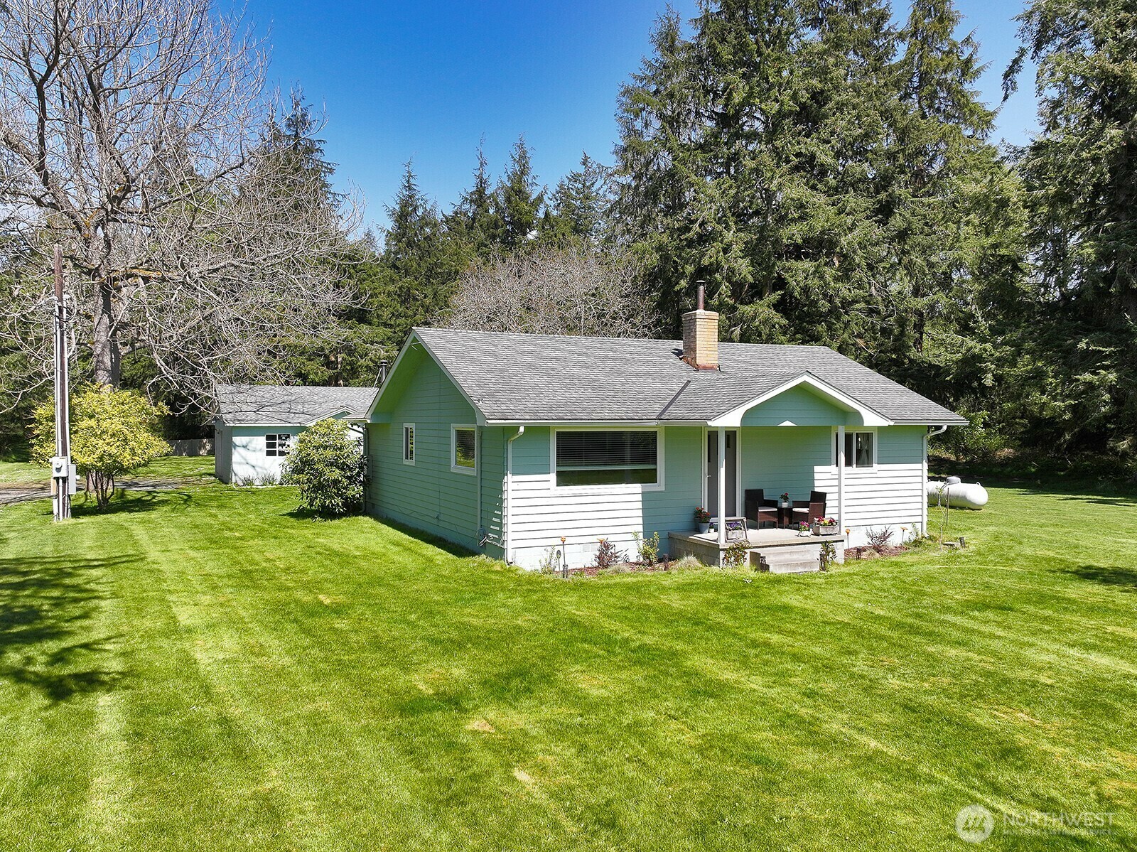 397  Lagoon Point Road  Greenbank WA 98253 photo
