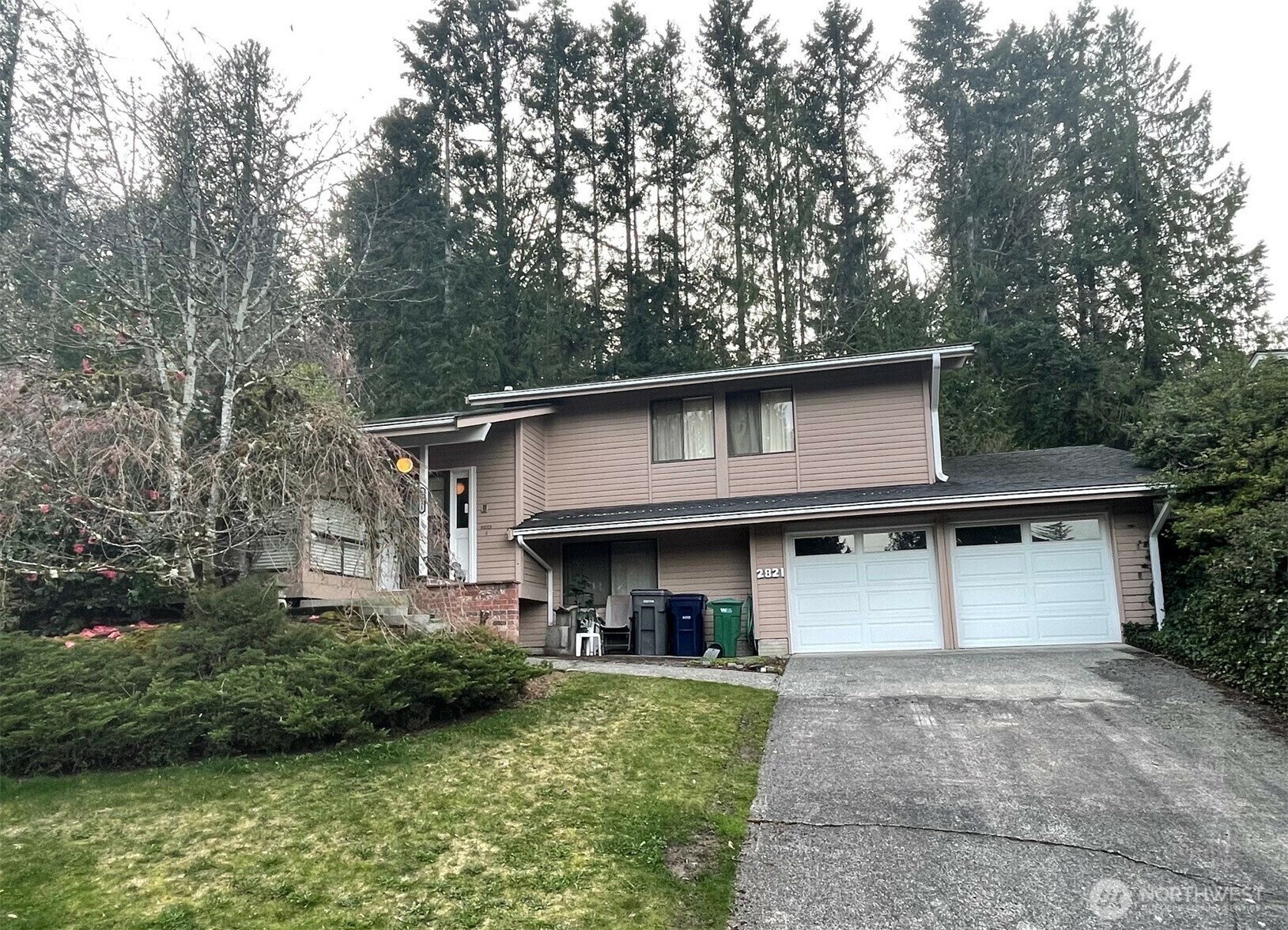Property Photo: 2821 177th Avenue NE WA 98052