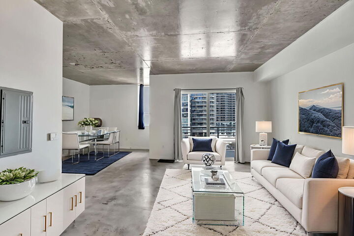Property Photo:  234 NE 3rd Street 2206  FL 33132 