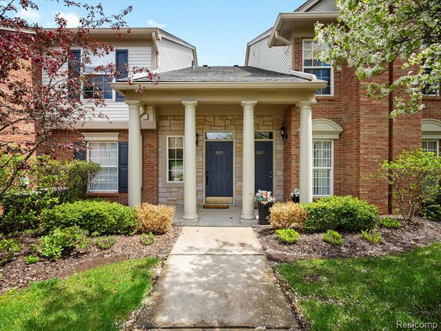 5289 Brookemonte Circle  Oakland Twp MI 48306 photo