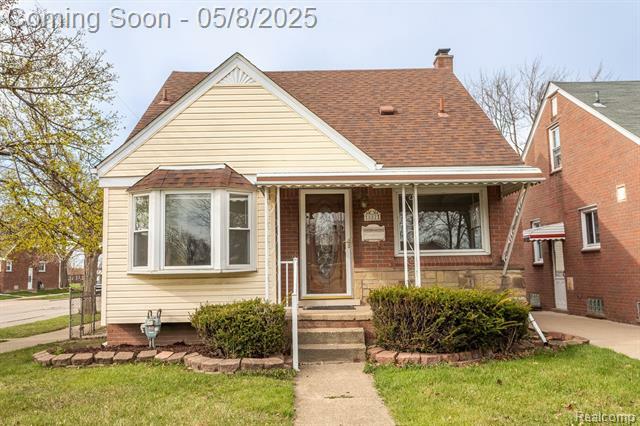 Property Photo: 882 Stewart Avenue MI 48146