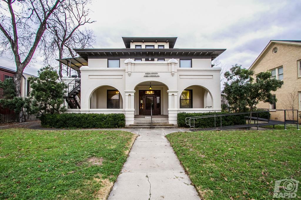 Property Photo: 421 Twohig Ave TX 76903