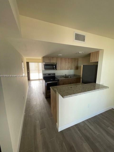 Property Photo: 1680 NW 4th Ave 8B FL 33136