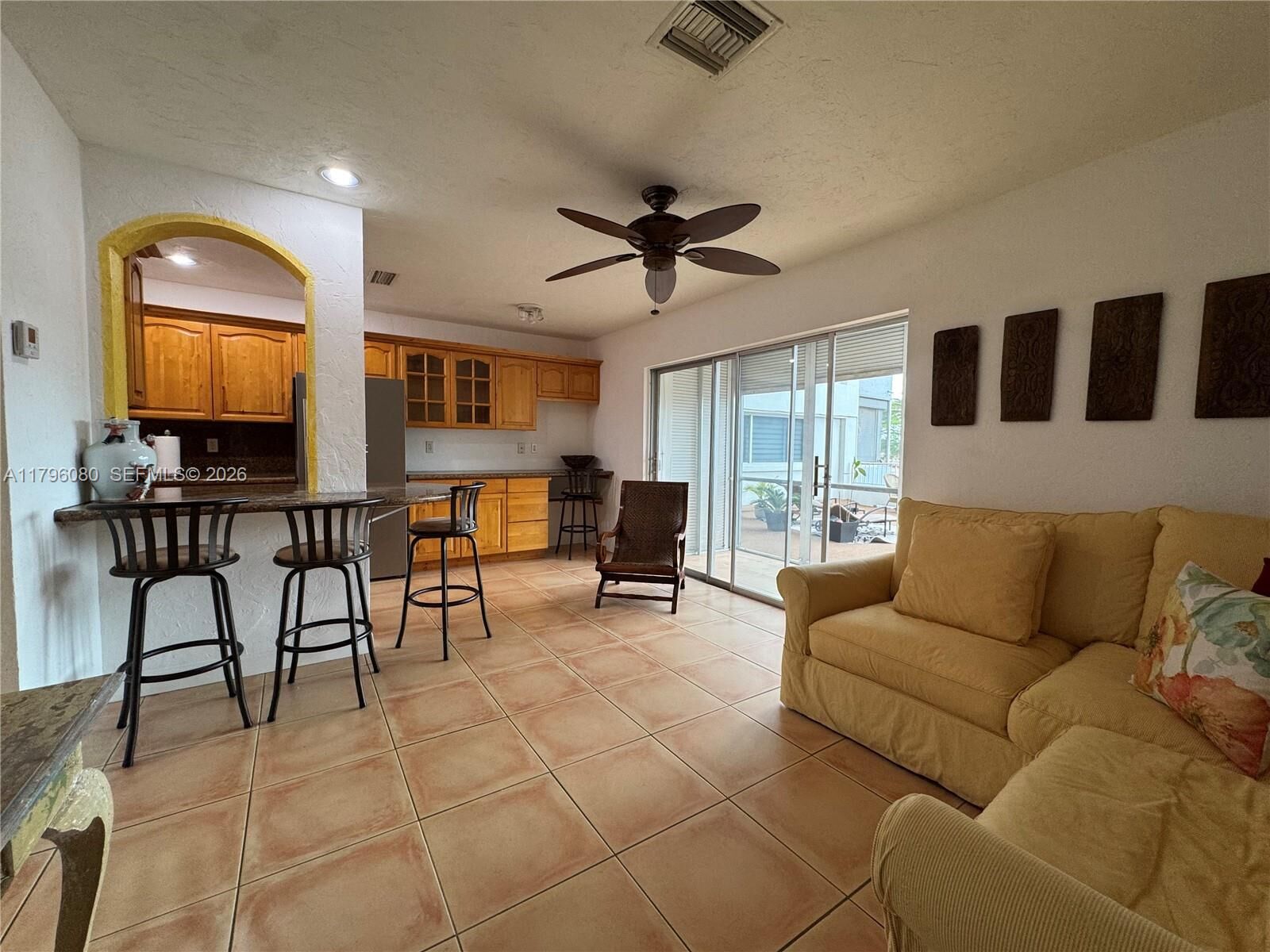 Property Photo:  1700 Pierce St 202  FL 33020 