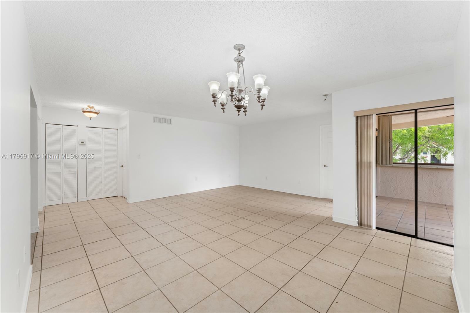 Property Photo: 9040 SW 125th Ave D202 FL 33186