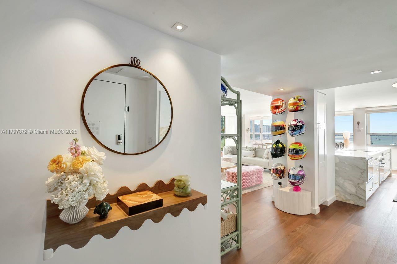 Property Photo: 11 Island Ave 402 FL 33139