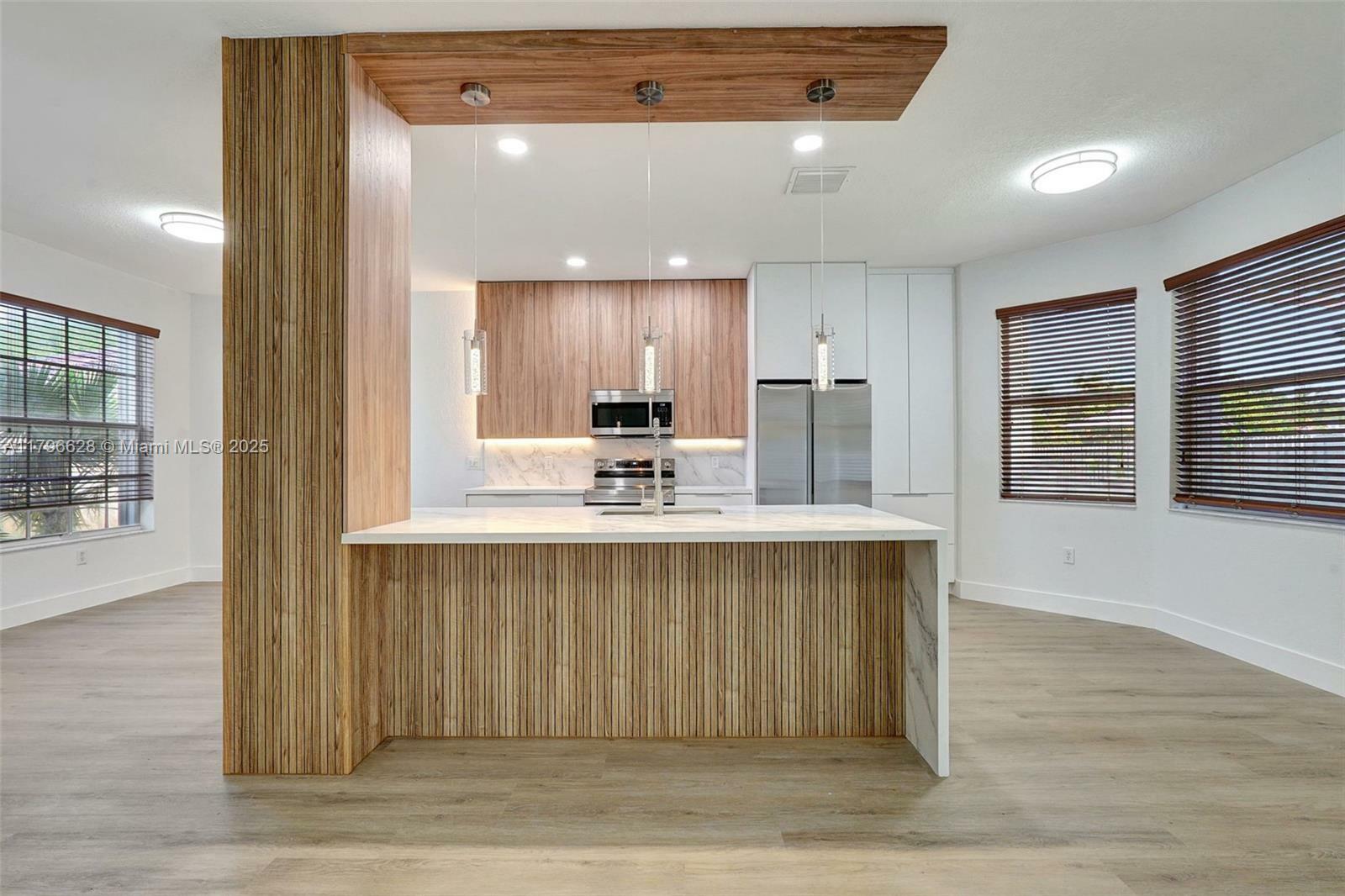 Property Photo: 16276 SW 29th St FL 33027