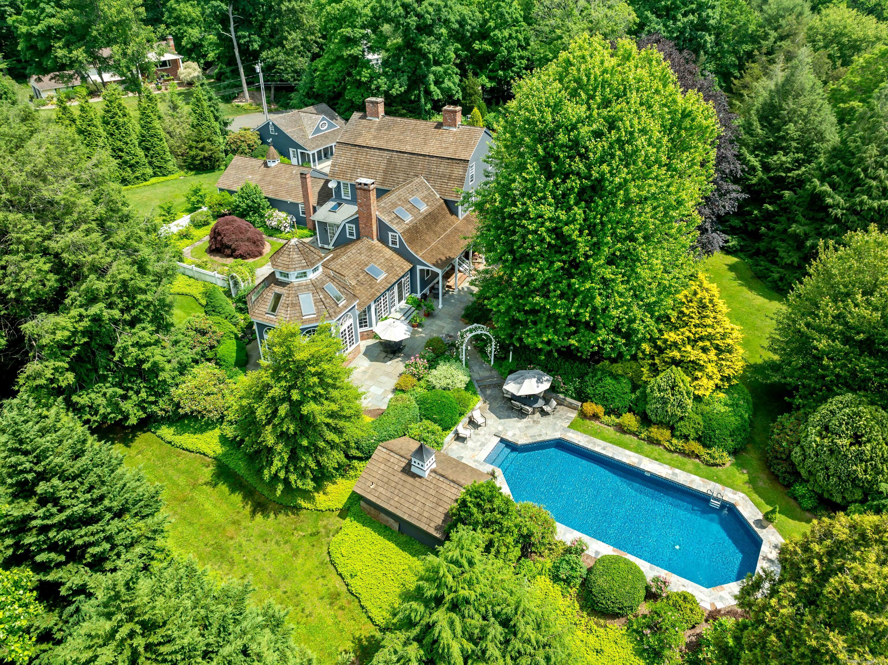Property Photo: 173 Highwoods Drive CT 06437