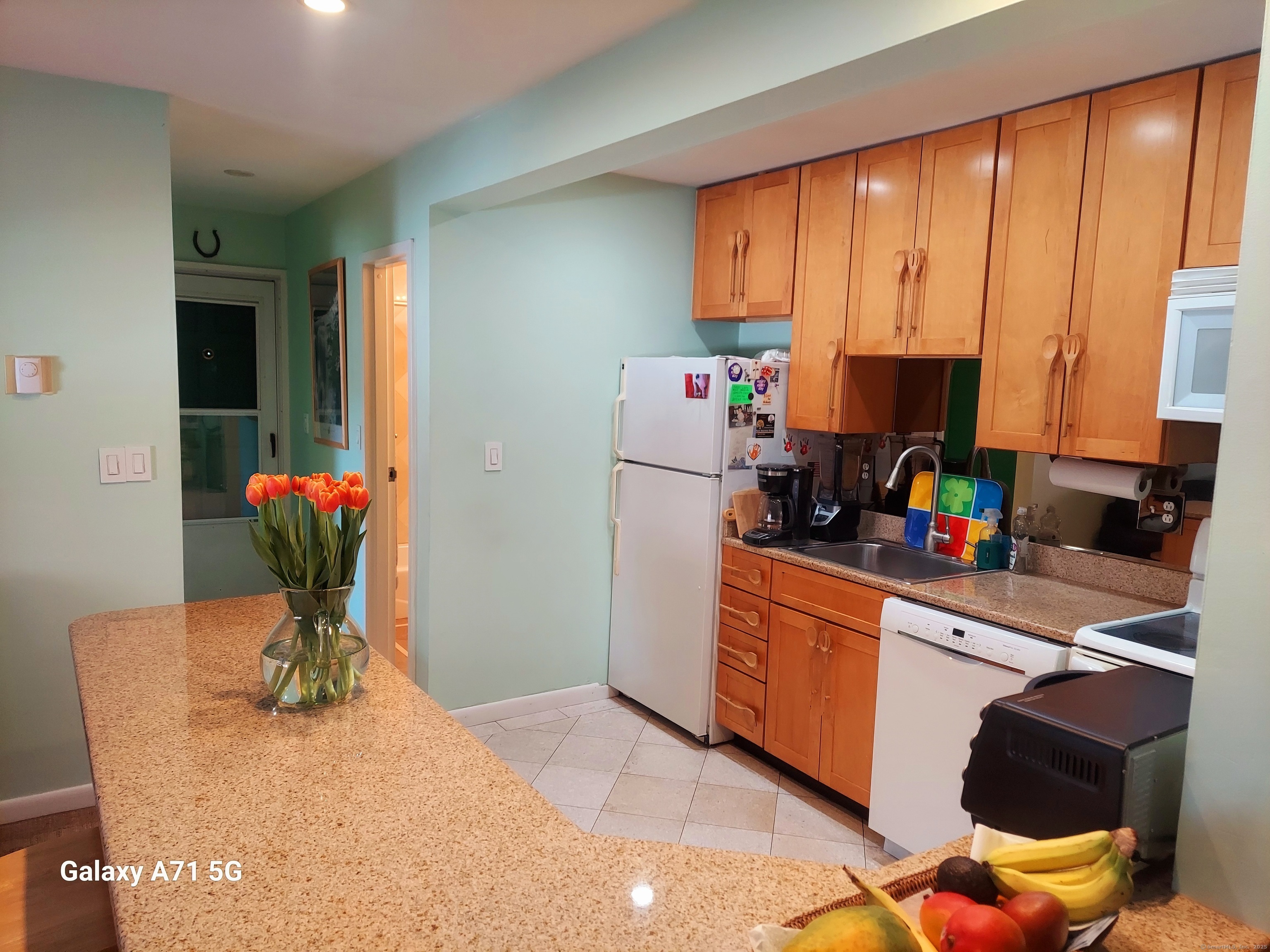 Property Photo: 24 Home Court 7 CT 06902
