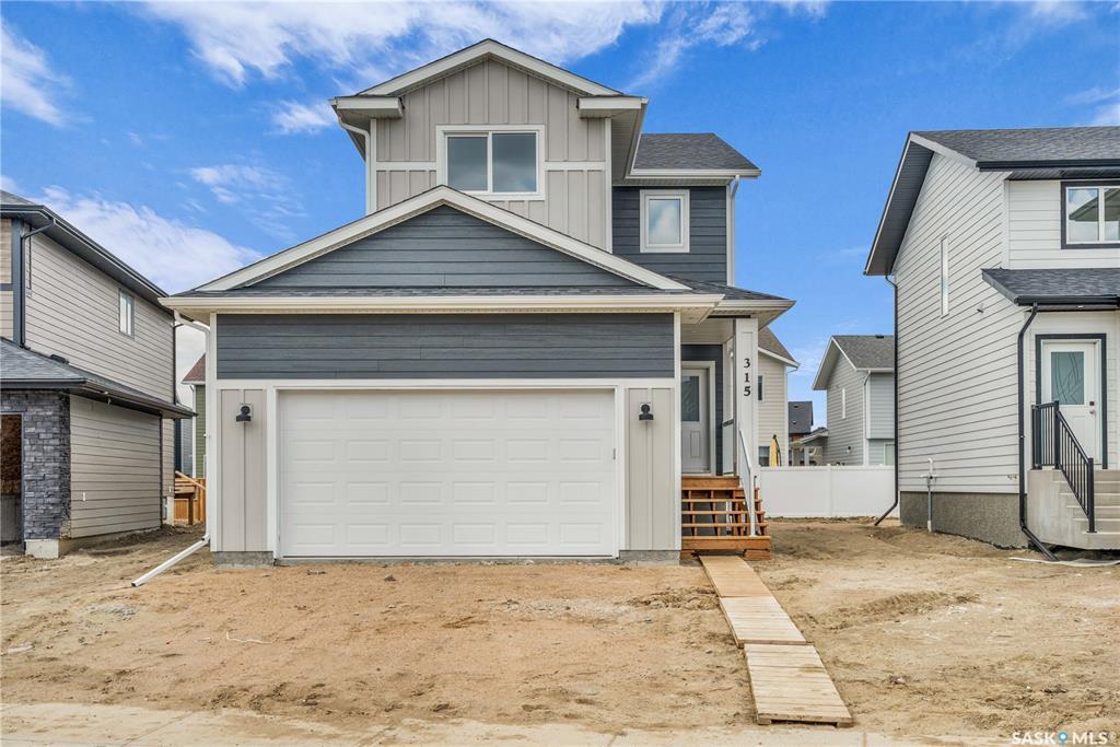 Property Photo: 174 Doran Way SK S7V 0Z7