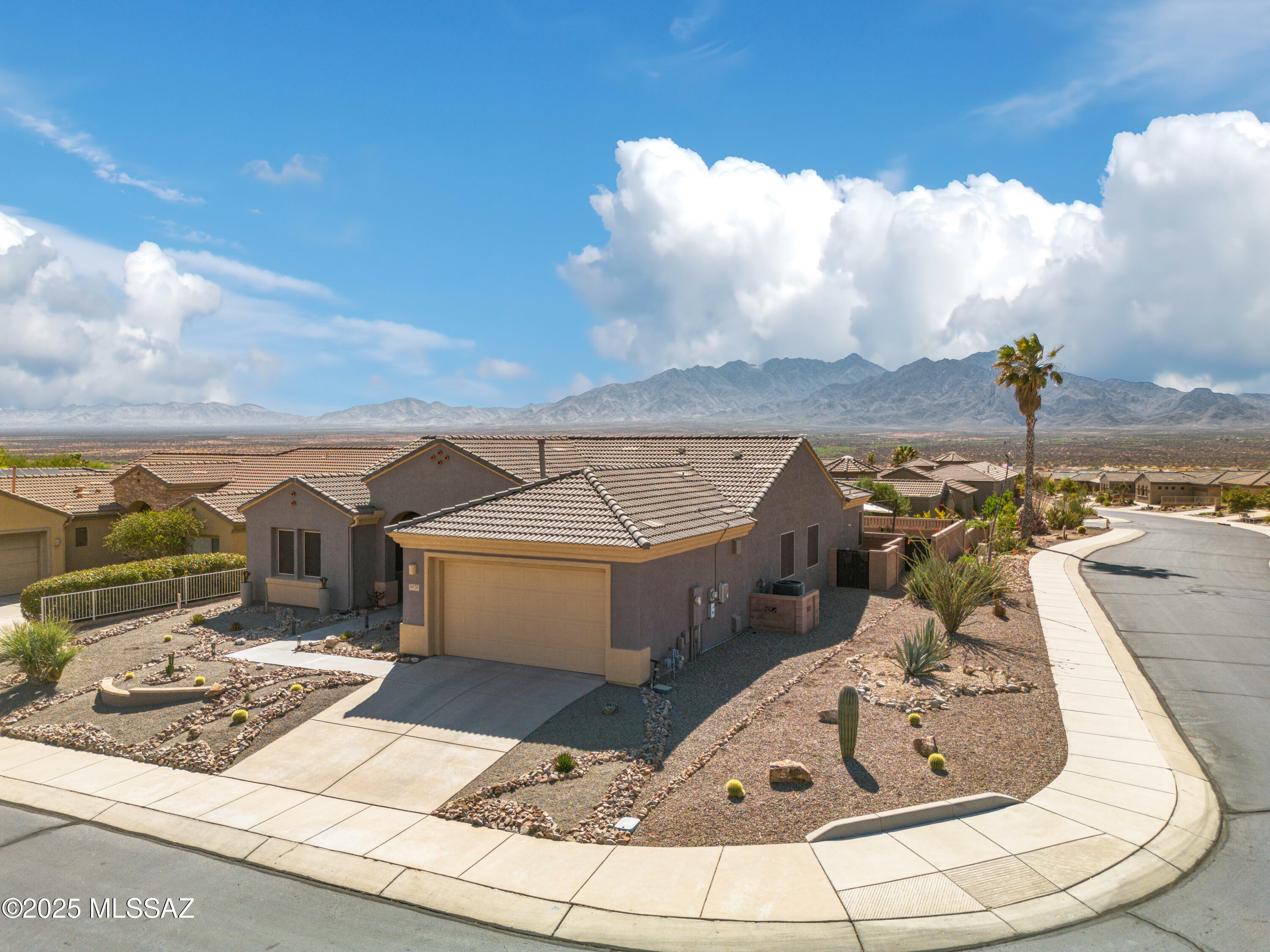 Property Photo: 5875 S Turquoise Mountain Drive AZ 85622