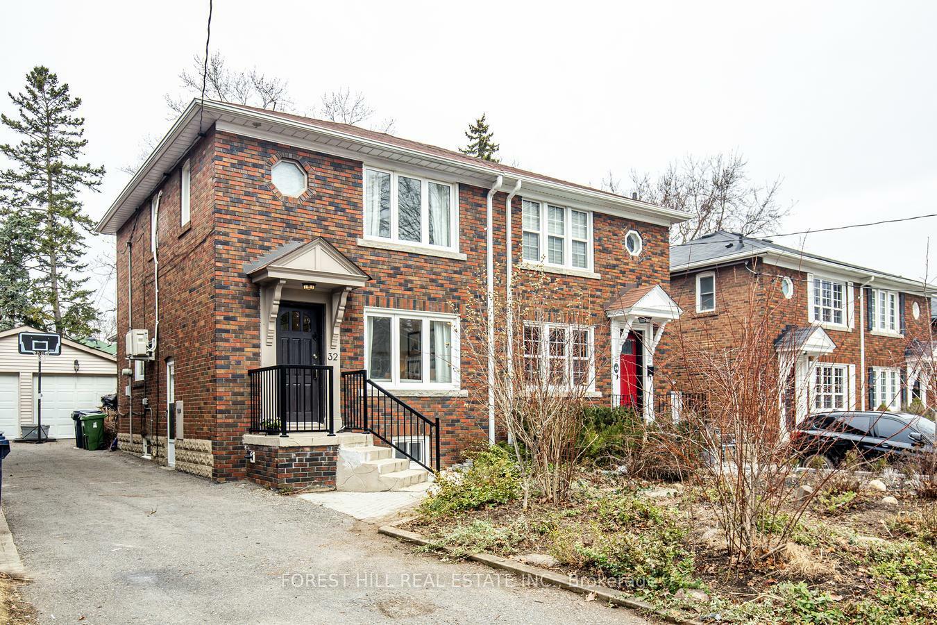 Photo de la propriété: 32 Randolph Road ON M4G 3R7