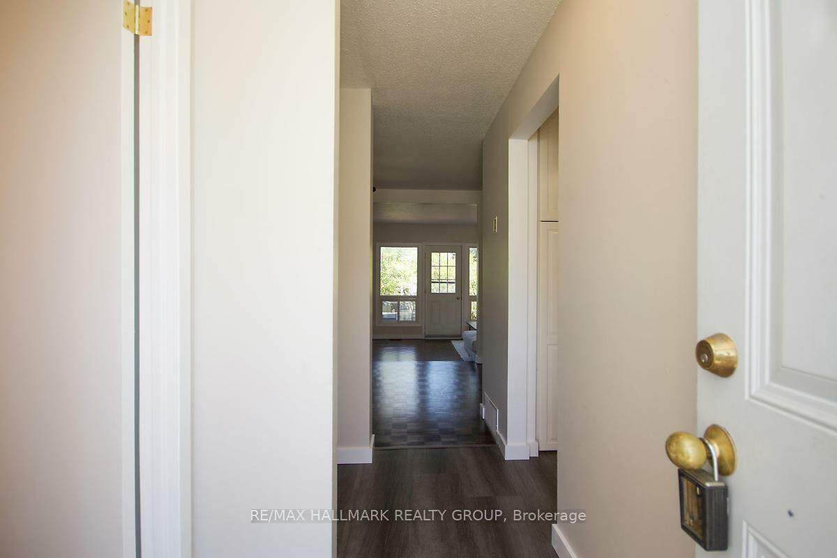 Property Photo: 3 Spring Grove Lane D ON K2J 2C5