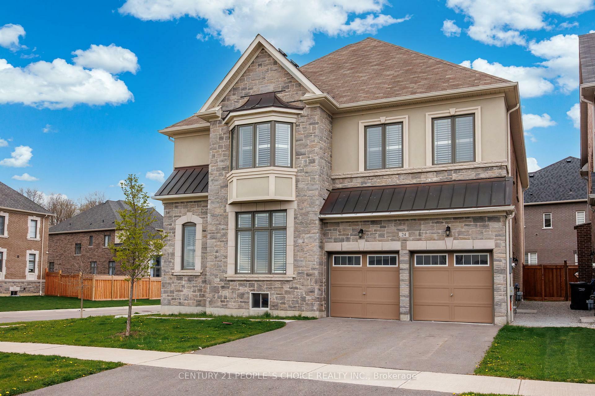 Photo de la propriété: 24 Albert Spencer Avenue ON L7C 4G4