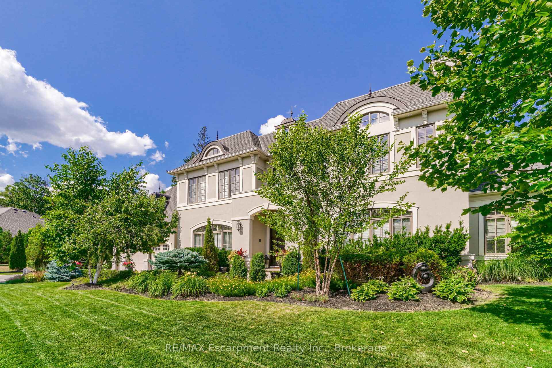 Property Photo: 21 Lambert Common ON L6K 0H6