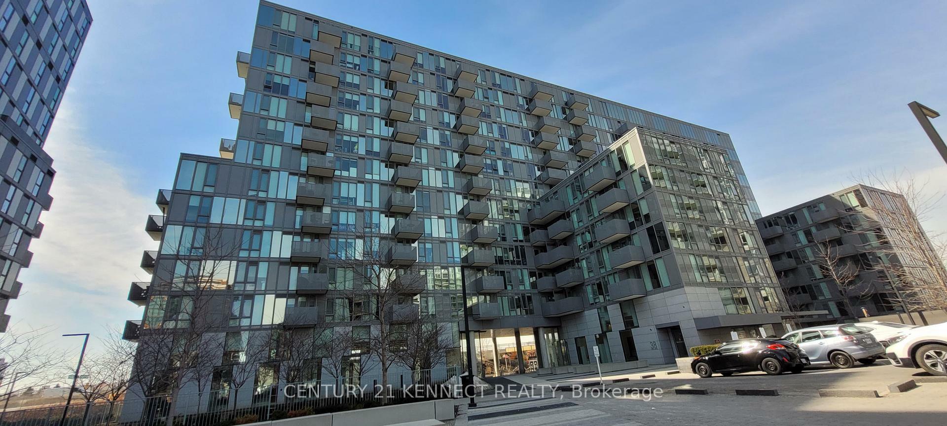 Property Photo: 38 Monte Kwinter Court 701 ON M3H 0E2
