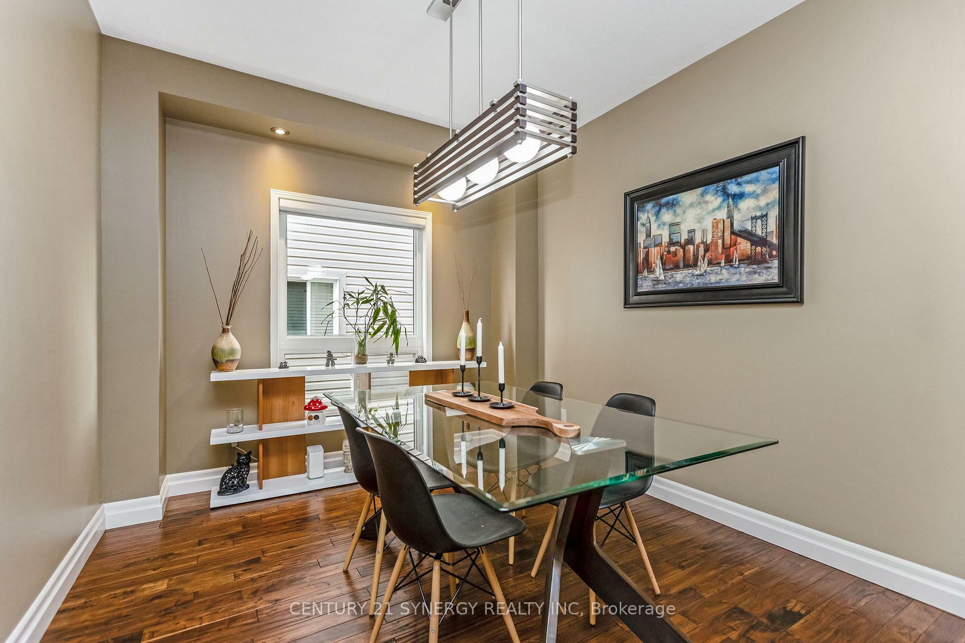 Photo de la propriété: 317 Jasper Crescent ON K4K 0C9