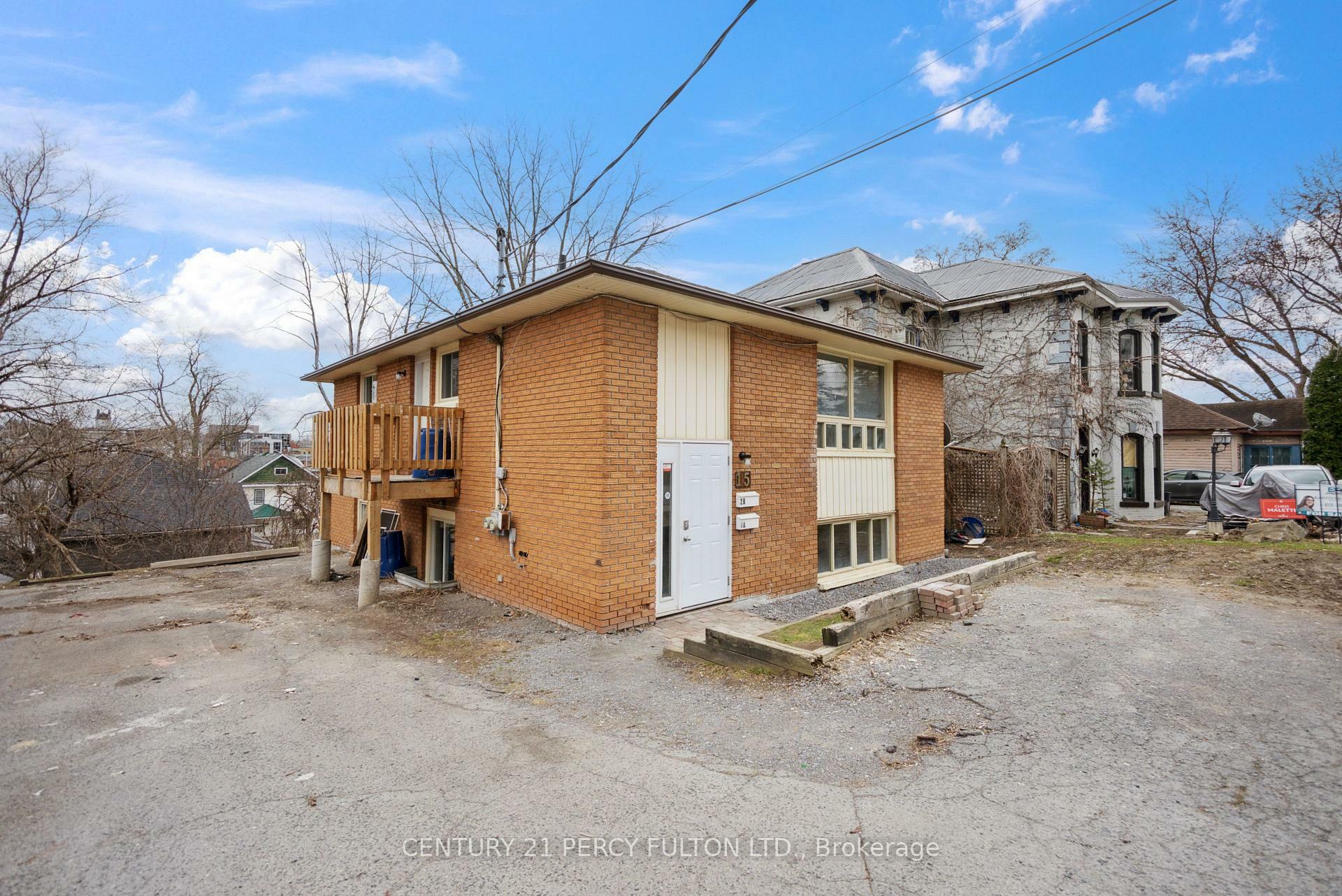 Property Photo: 15 Isabel Street E ON K8P 3N4