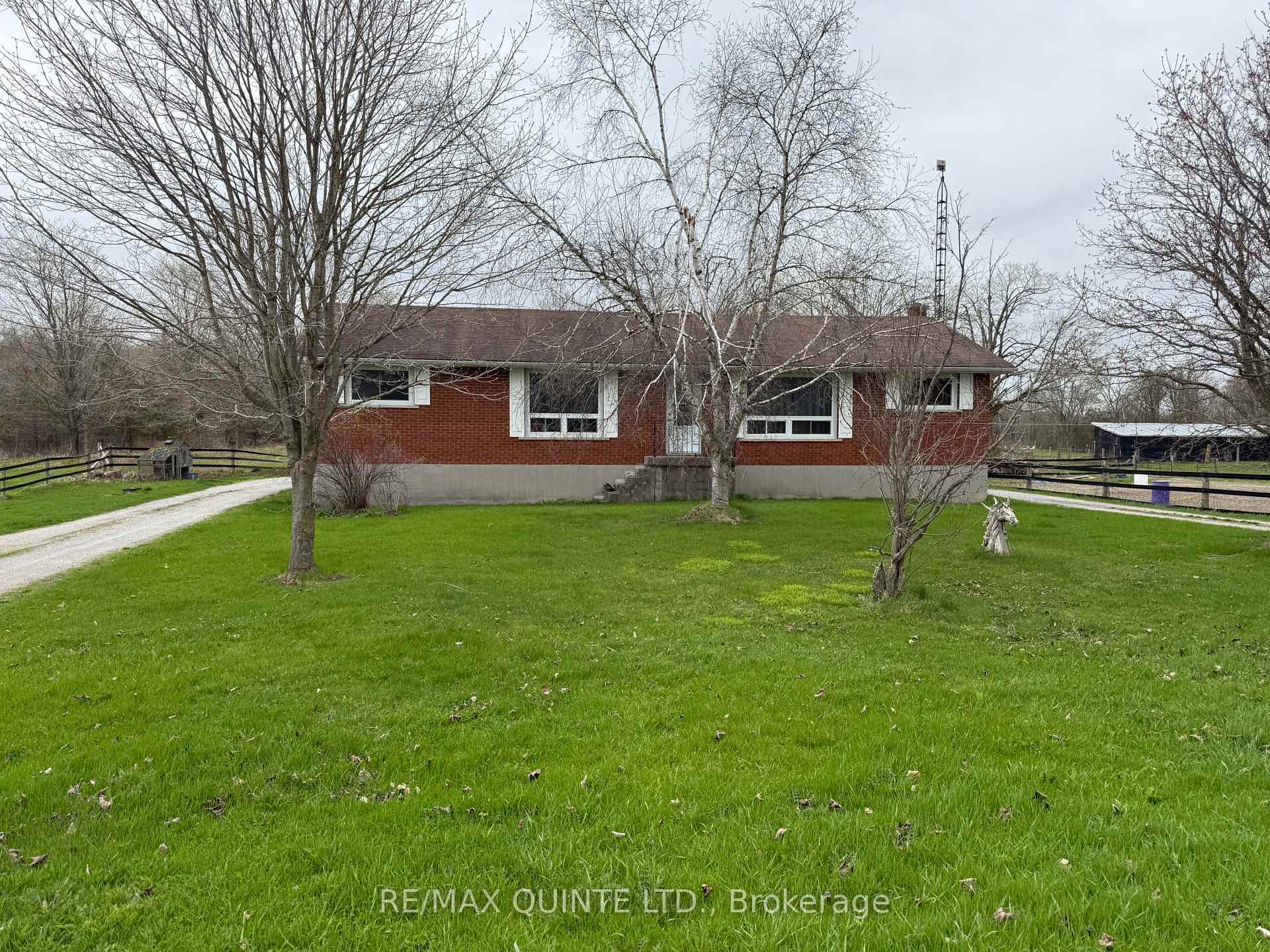 1116 Cross Road  Tyendinaga ON K0K 2Y0 photo