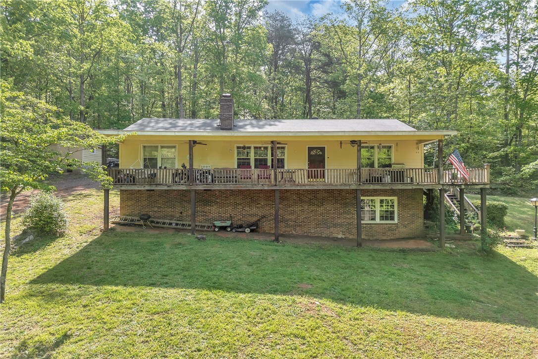Property Photo: 210 McBulo Drive SC 29657