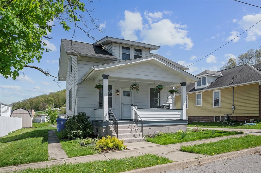 Property Photo: 229 Belle St PA 16033