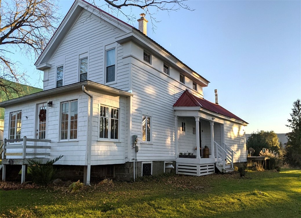 Property Photo: 426 Lake Road NY 13053