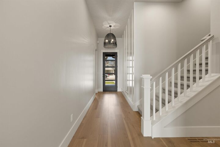 Property Photo: 4219 W Thornapple Dr ID 83646