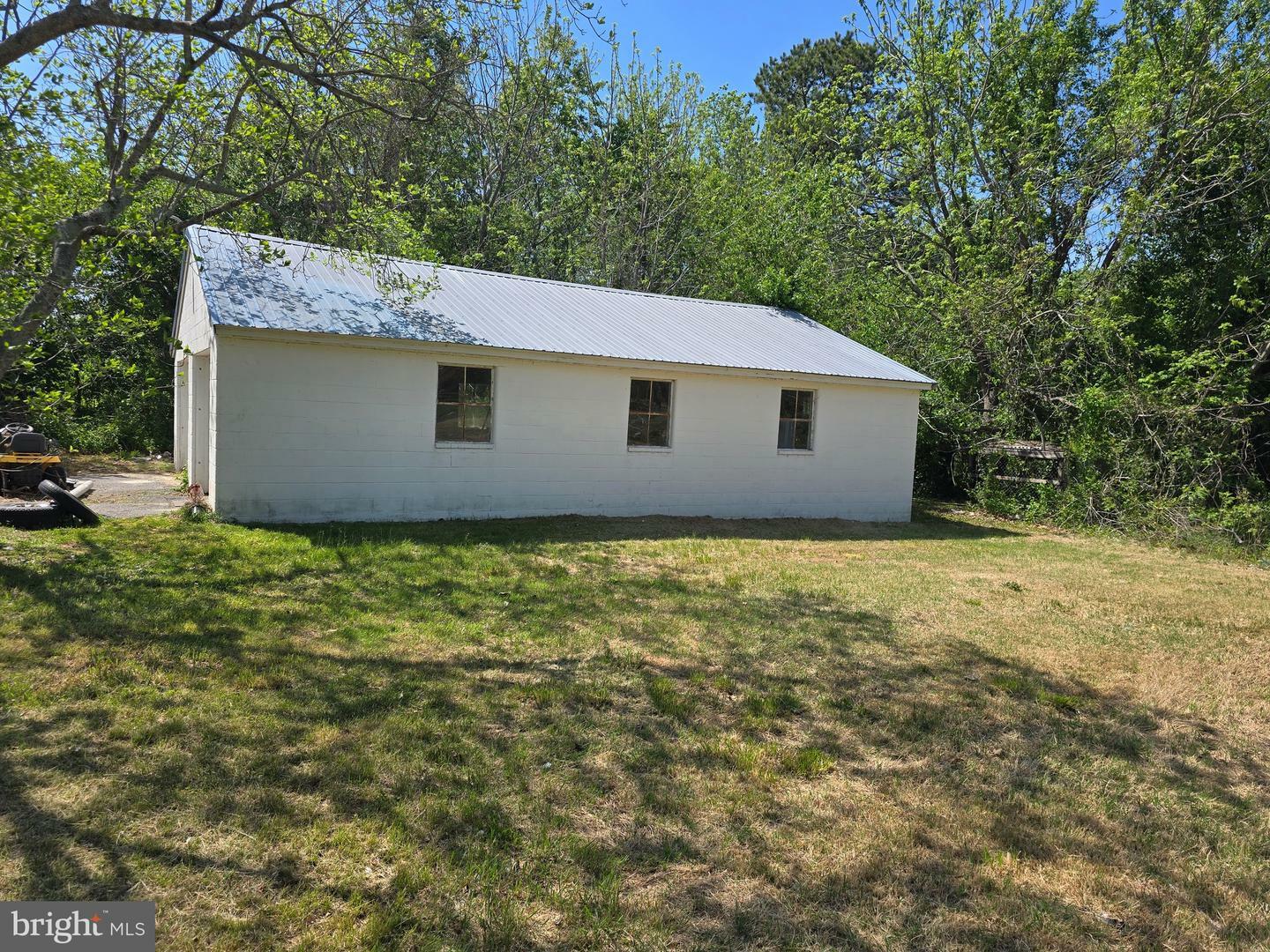 Property Photo: 318 Parker Road MD 21804