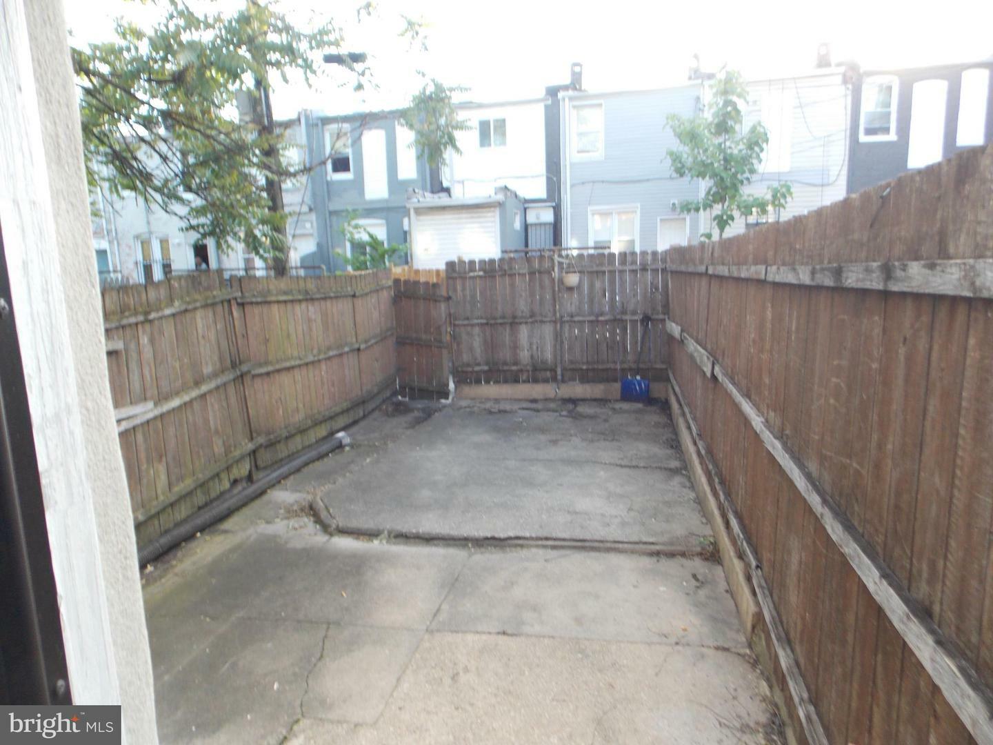 Property Photo: 716 N Milton Avenue MD 21205
