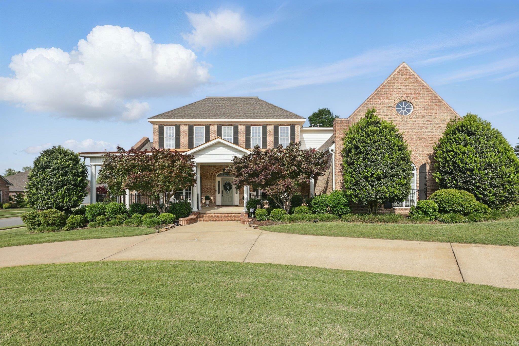 Property Photo: 2823 Shadow Creek Drive AR 72019