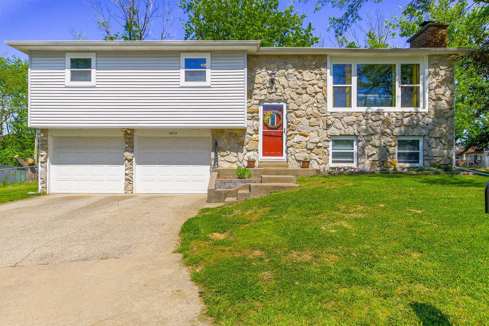 Property Photo: 3915 Sonora Ct MO 65201