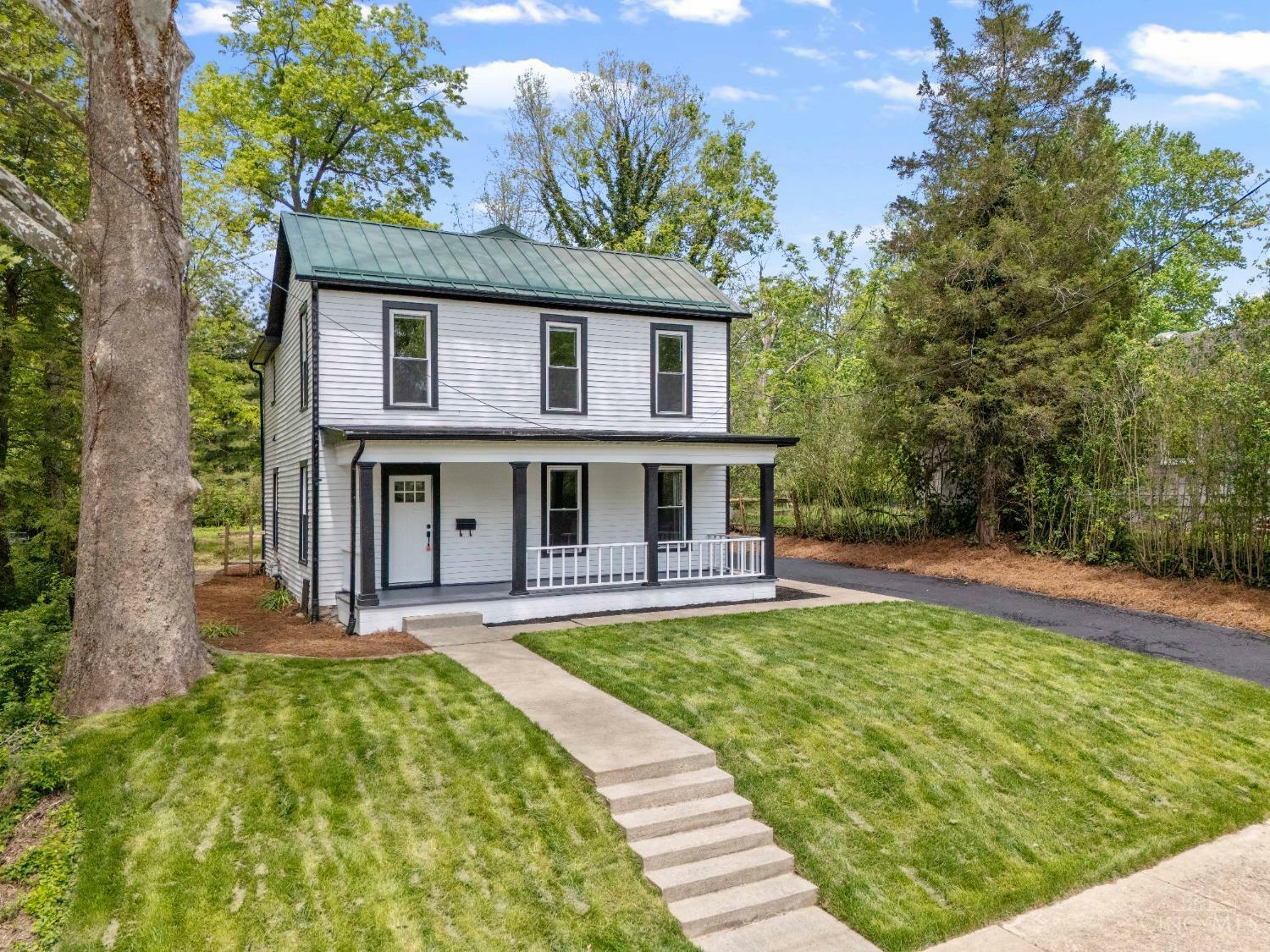 Property Photo: 400 Knauer Avenue OH 45103
