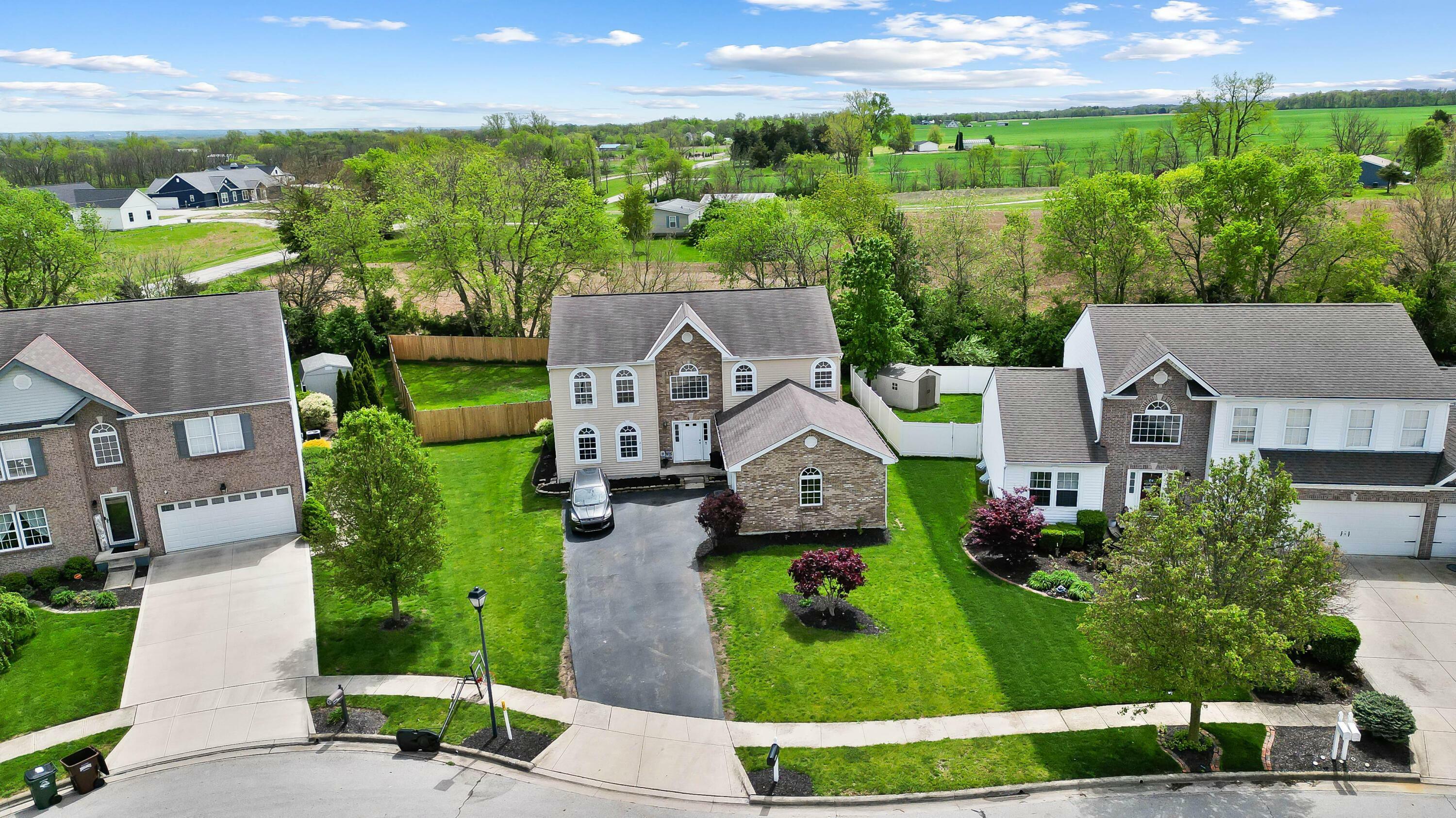 Property Photo: 211 Cavanaugh Drive OH 43116