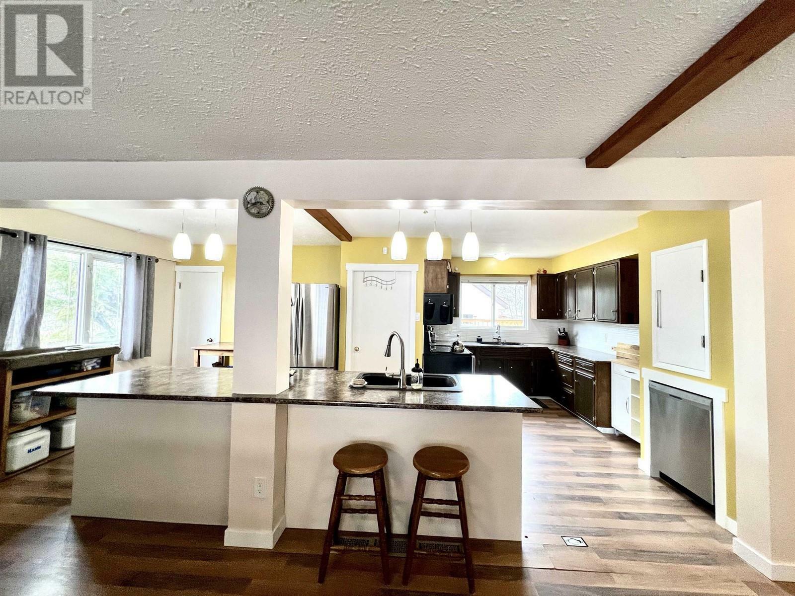 Property Photo: 1467 Fraser Crescent BC V2M 3Y4