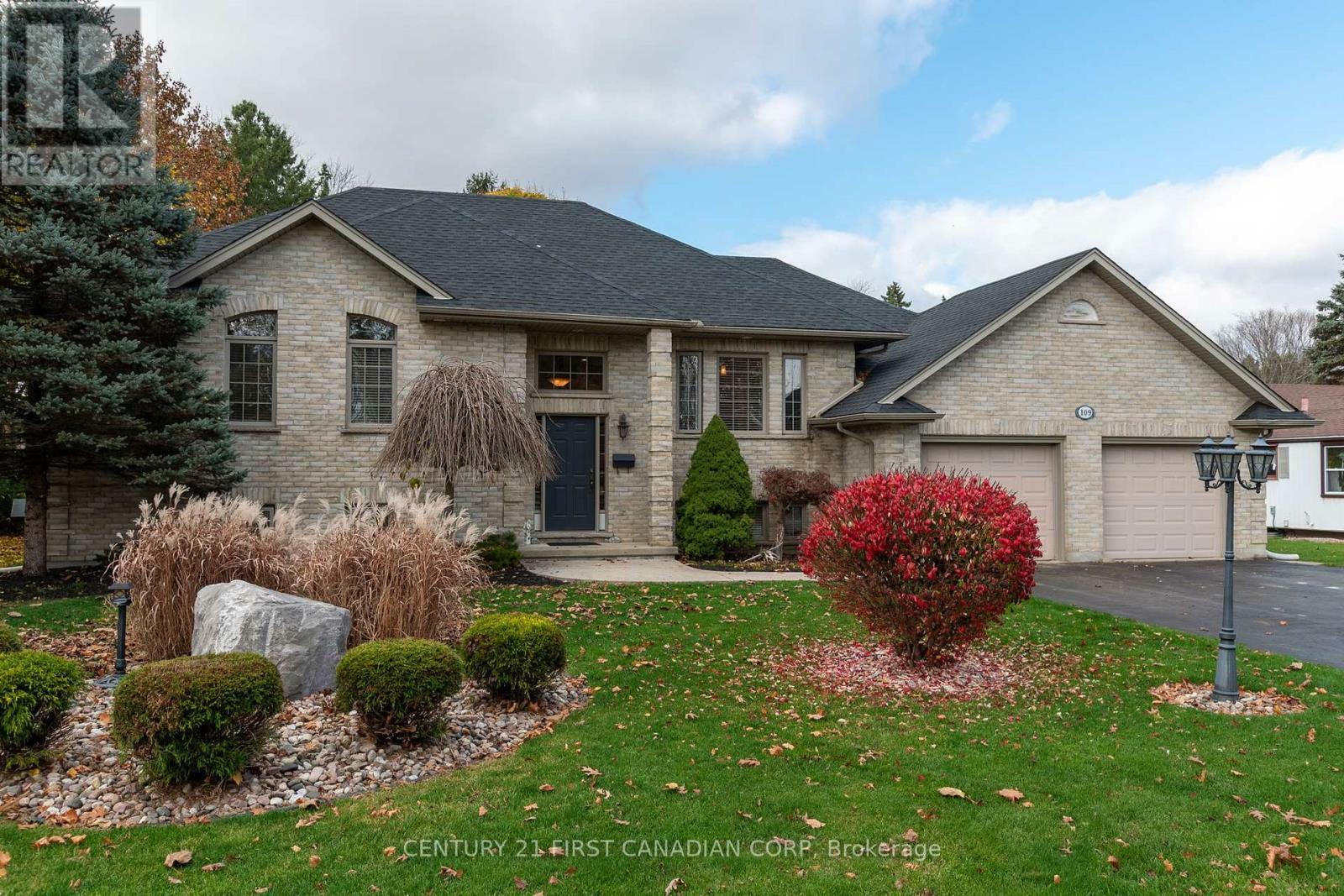 Property Photo: 109 Princess Avenue ON N0L 1R0